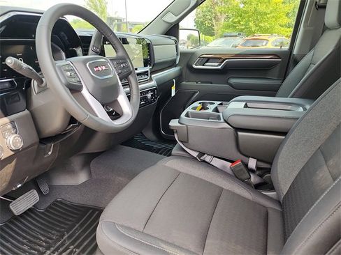 New 2026 GMC Sierra 1500 Elevation image 14