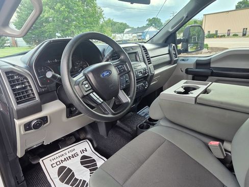 Used 2018 Ford F250 XL w/ Power Equipment Group RWD image 13