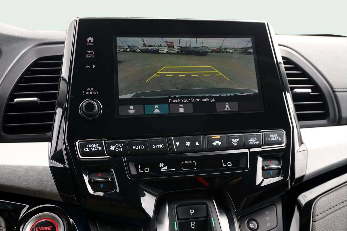 Used 2023 Honda Odyssey Touring image 28