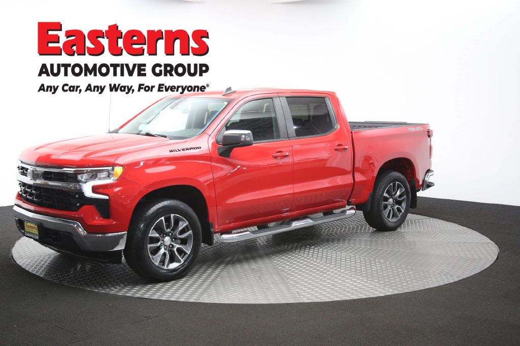 Used 2022 Chevrolet Silverado 1500 LT w/ Convenience Package II AWD/4WD image 58