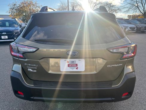 Certified 2025 Subaru Outback Premium w/ Popular Package #1A image 6