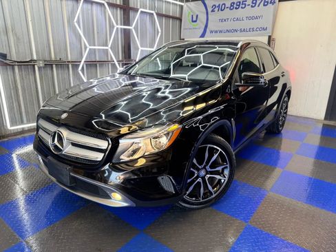 Used 2015 Mercedes-Benz GLA 250 4MATIC image 12