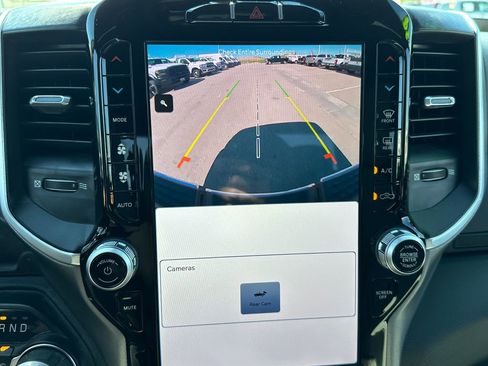 Certified 2024 RAM 3500 Big Horn w/ Heated Seats & Wheel Group image 32