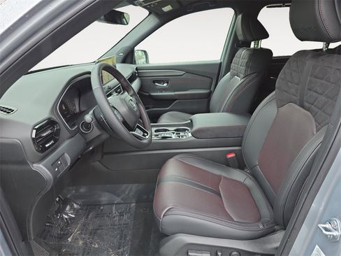 New 2026 Honda Pilot Black Edition image 9