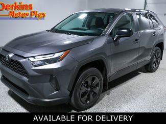 Used 2024 Toyota RAV4 LE AWD/4WD video 1
