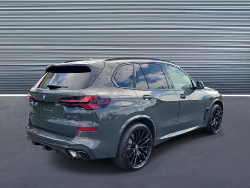 New 2026 BMW X5 xDrive40i w/ Executive Package AWD/4WD image 3