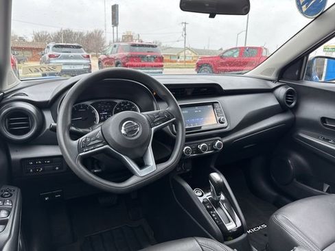 Used 2021 Nissan Kicks S image 21