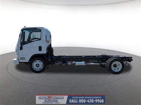 New 2024 Chevrolet Low Cab Forward image 7