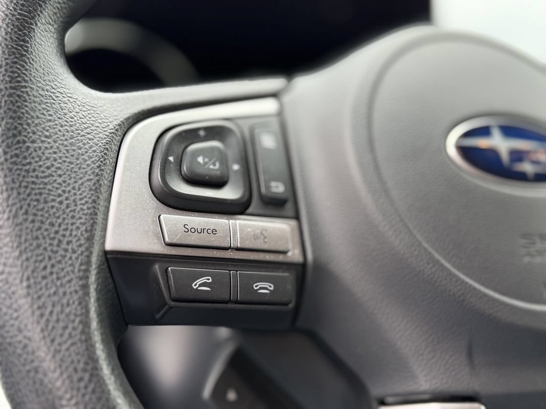 Used 2015 Subaru Legacy 2.5i AWD/4WD image 25