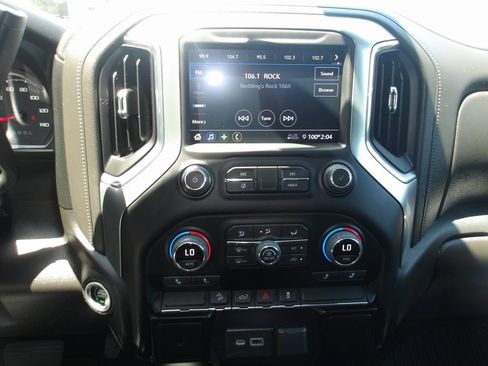 Used 2022 Chevrolet Silverado 1500 RST w/ Z71 Off-Road Package image 15