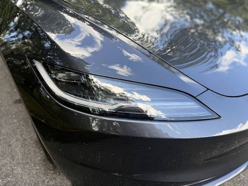 Used 2024 Tesla Model 3 Long Range AWD/4WD image 39