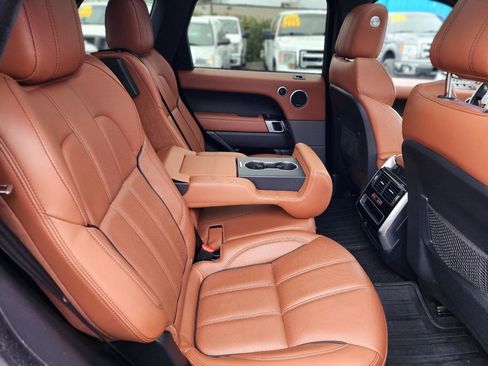 Used 2015 Land Rover Range Rover Sport HSE image 31