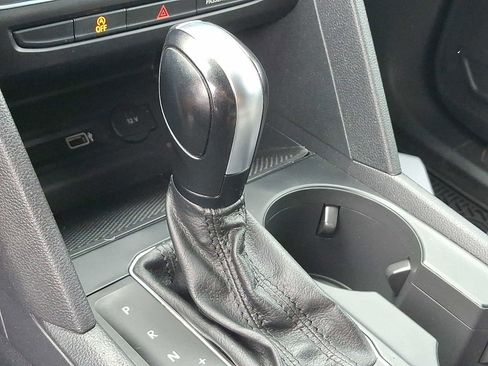 Used 2018 Volkswagen Atlas S image 14