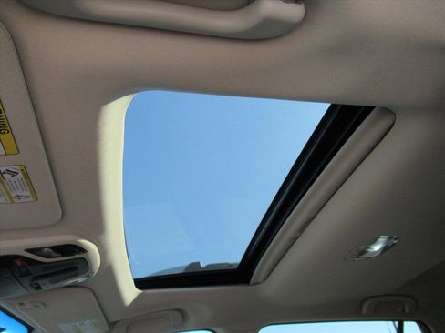 Used 2020 Subaru Outback Touring XT image 19