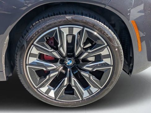 Used 2025 BMW X3 M50 w/ Premium Package image 7