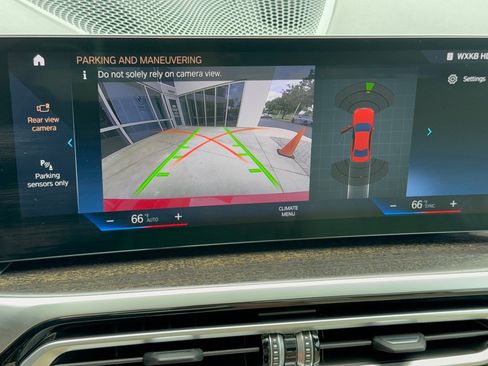 Used 2023 BMW 330i Sedan w/ Driving Assistance Package RWD image 24