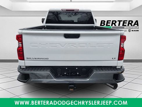 Used 2024 Chevrolet Silverado 2500 LT image 5