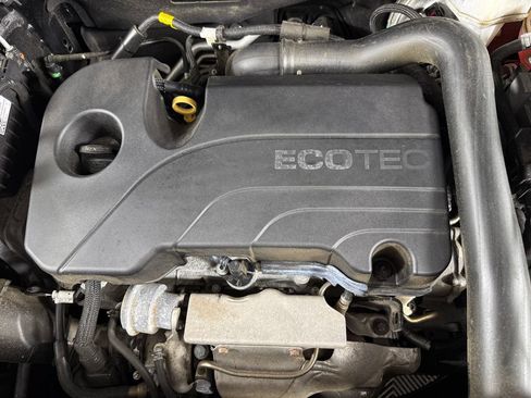 Used 2020 Chevrolet Equinox LT AWD/4WD image 18