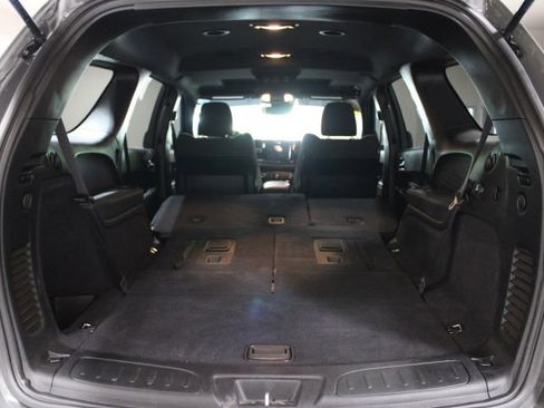 Used 2024 Dodge Durango SXT AWD/4WD image 16
