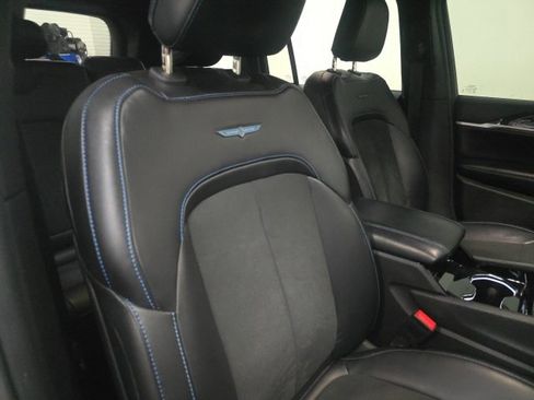 Used 2022 Jeep Grand Cherokee Trailhawk image 4