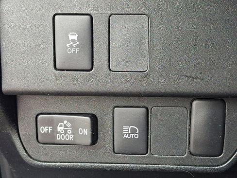 Certified 2023 Toyota Tacoma SR5 image 23