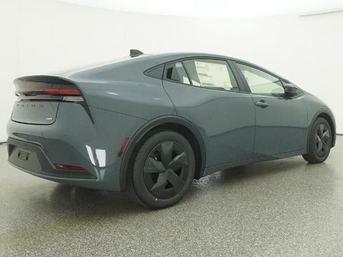 New 2026 Toyota Prius LE image 25