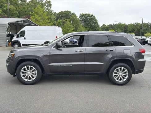 Used 2021 Jeep Grand Cherokee Laredo X RWD image 10