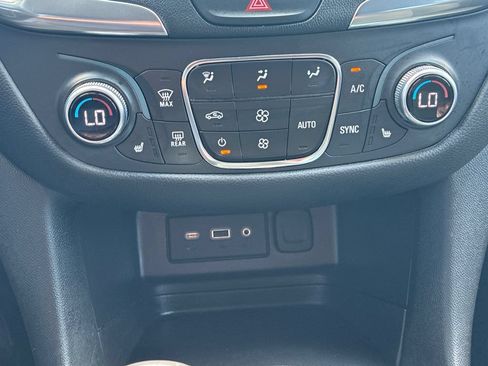 Used 2021 Chevrolet Equinox LT AWD/4WD image 20