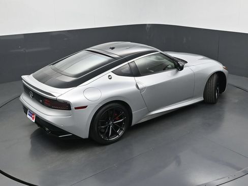 Used 2025 Nissan Z Performance w/ Floor Mat Package RWD image 33