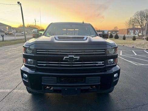 Used 2019 Chevrolet Silverado 3500 LTZ w/ Duramax Plus Package image 9