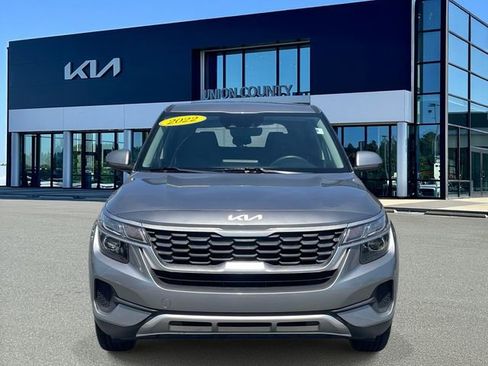 Used 2022 Kia Seltos LX AWD/4WD image 5