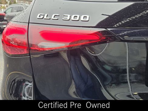 Certified 2025 Mercedes-Benz GLC 300 4MATIC image 38