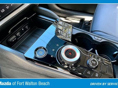 Used 2025 Kia Sportage SX Prestige image 15