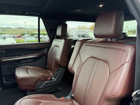 Used 2024 Ford Expedition Max Limited image 31