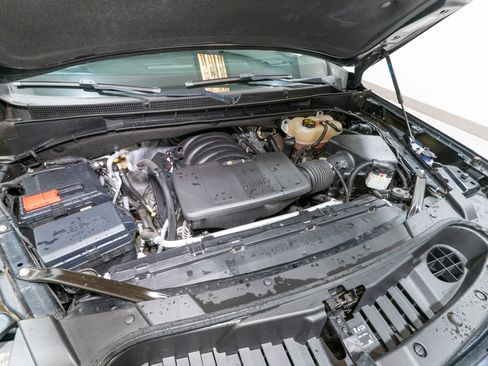 Used 2023 GMC Yukon SLT image 35