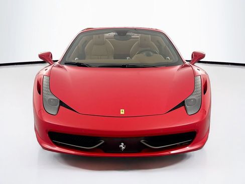 Used 2014 Ferrari 458 Spider image 2