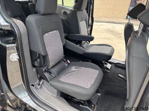 Used 2020 Ford Transit Connect XL FWD image 27