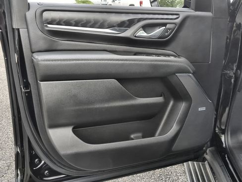 Used 2022 GMC Yukon XL Denali AWD/4WD image 22