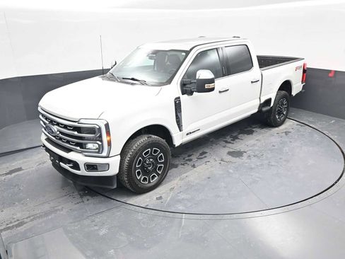 Used 2024 Ford F250 Platinum image 28