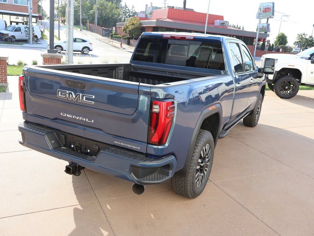 New 2026 GMC Sierra 2500 Denali Ultimate w/ Max Trailering Package AWD/4WD image 5