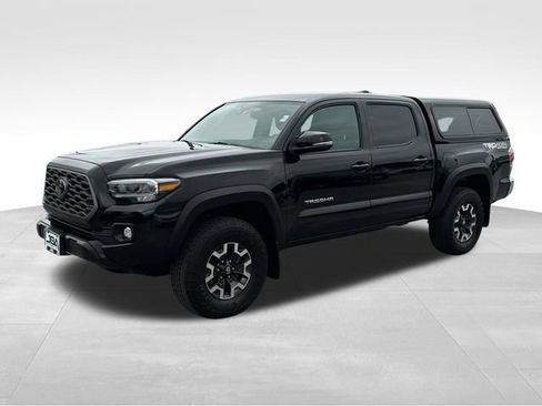 Used 2023 Toyota Tacoma TRD Off-Road AWD/4WD image 23