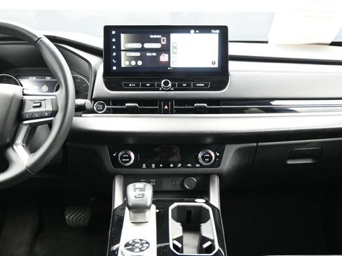 Used 2025 Mitsubishi Outlander SE AWD/4WD image 18