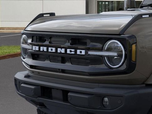 New 2026 Ford Bronco Outer Banks image 19