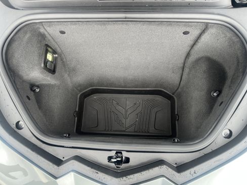 Used 2024 Chevrolet Corvette Stingray Premium Conv RWD image 19