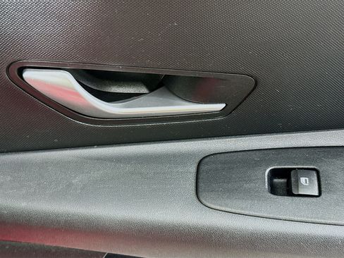 Used 2021 Hyundai Elantra SEL FWD image 29