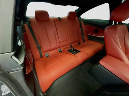 Used 2019 BMW 430i Coupe w/ Convenience Package image 17