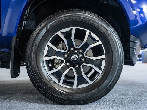 Used 2022 Toyota Tacoma TRD Sport image 22