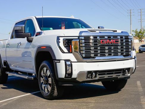 New 2026 GMC Sierra 2500 Denali w/ Max Trailering Package AWD/4WD image 5