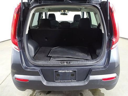 Used 2020 Kia Soul LX image 13