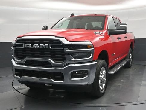 Used 2026 RAM 2500 Big Horn AWD/4WD image 32